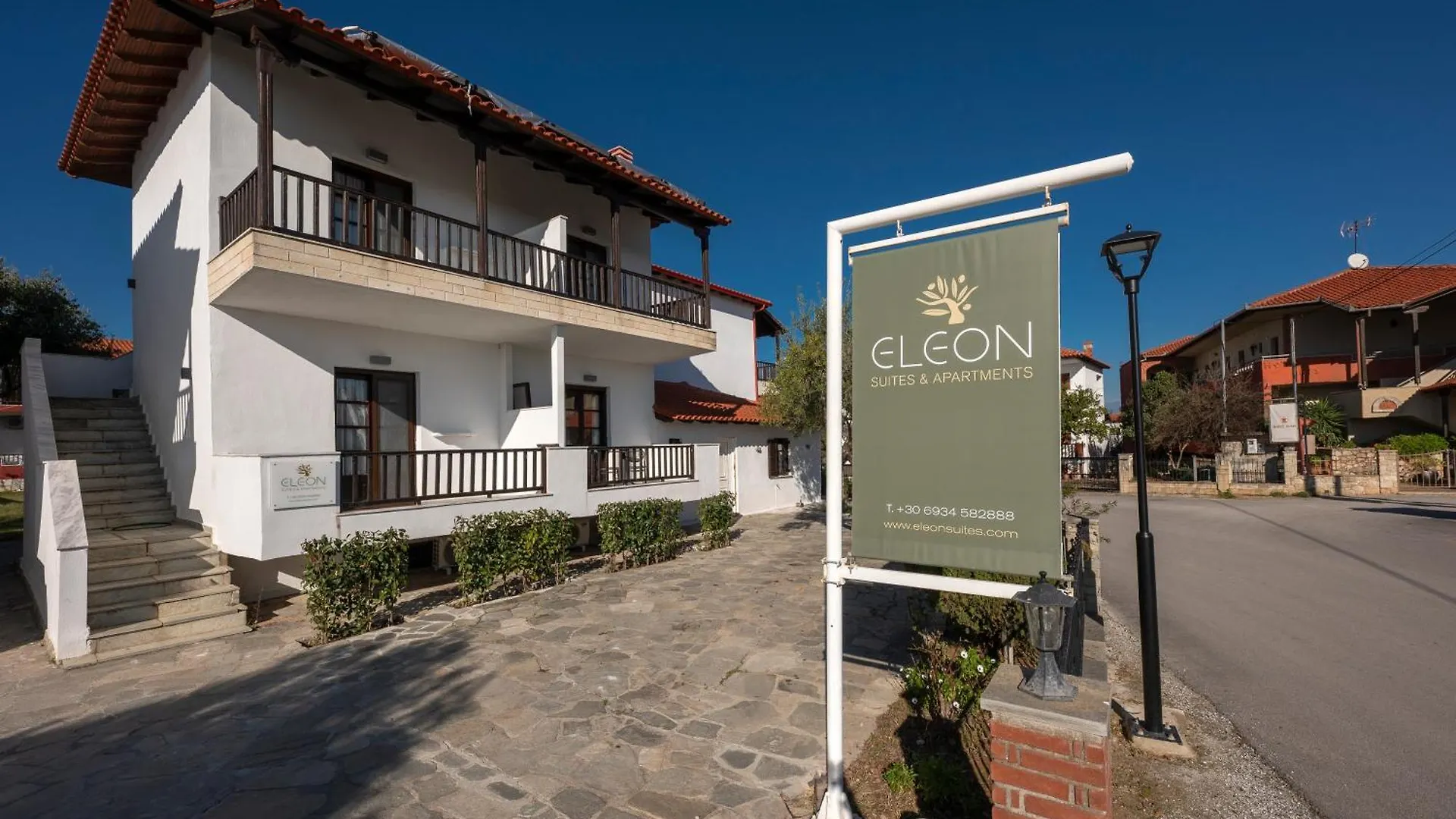 Eleon Suites & Apartments Afytos 0*,  Greece