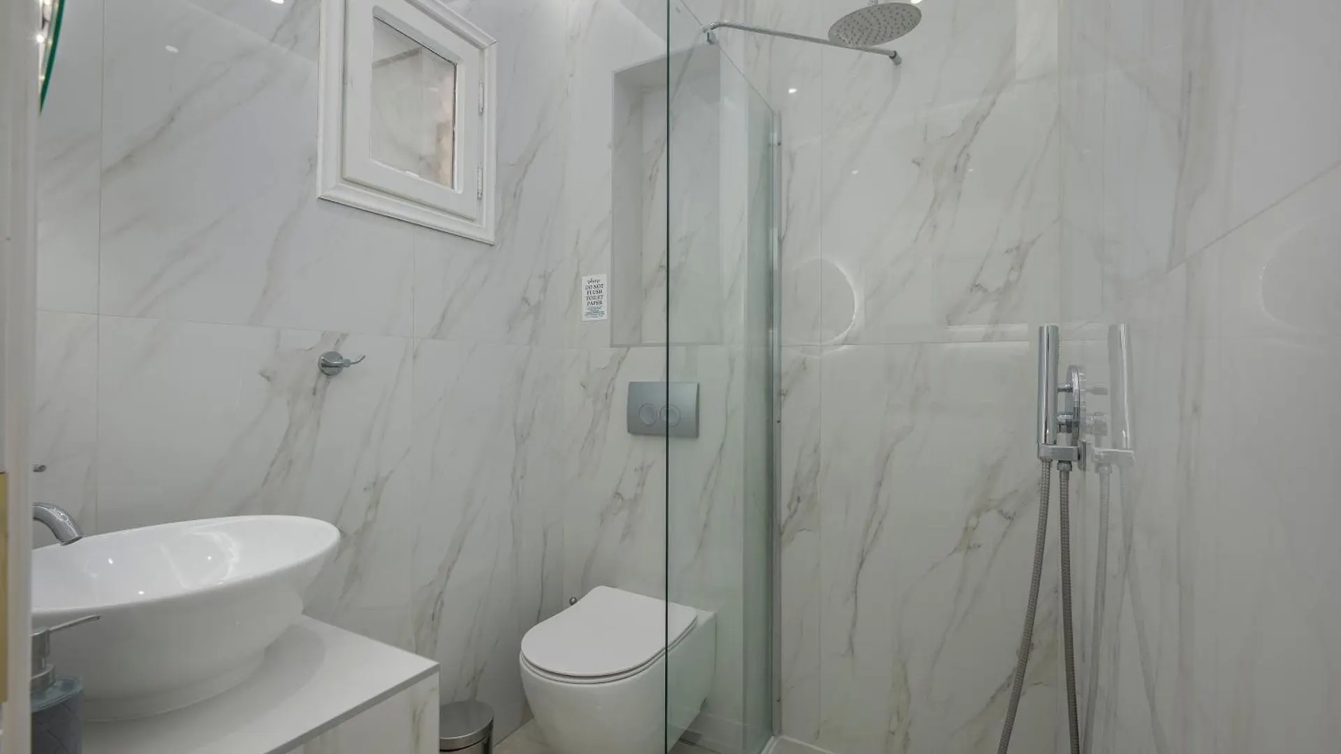 Eleon Suites & Apartments Afytos 0*,  Greece